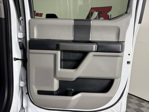 Used 2020 Ford F250 XLT image 45