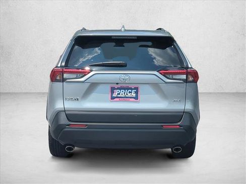 Used 2024 Toyota RAV4 XLE image 6