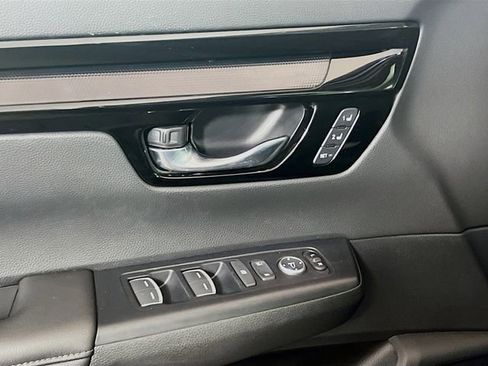 Used 2025 Honda CR-V EX-L image 16