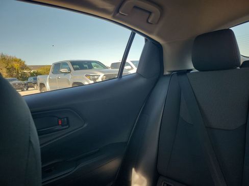 New 2026 Toyota Prius SE image 12