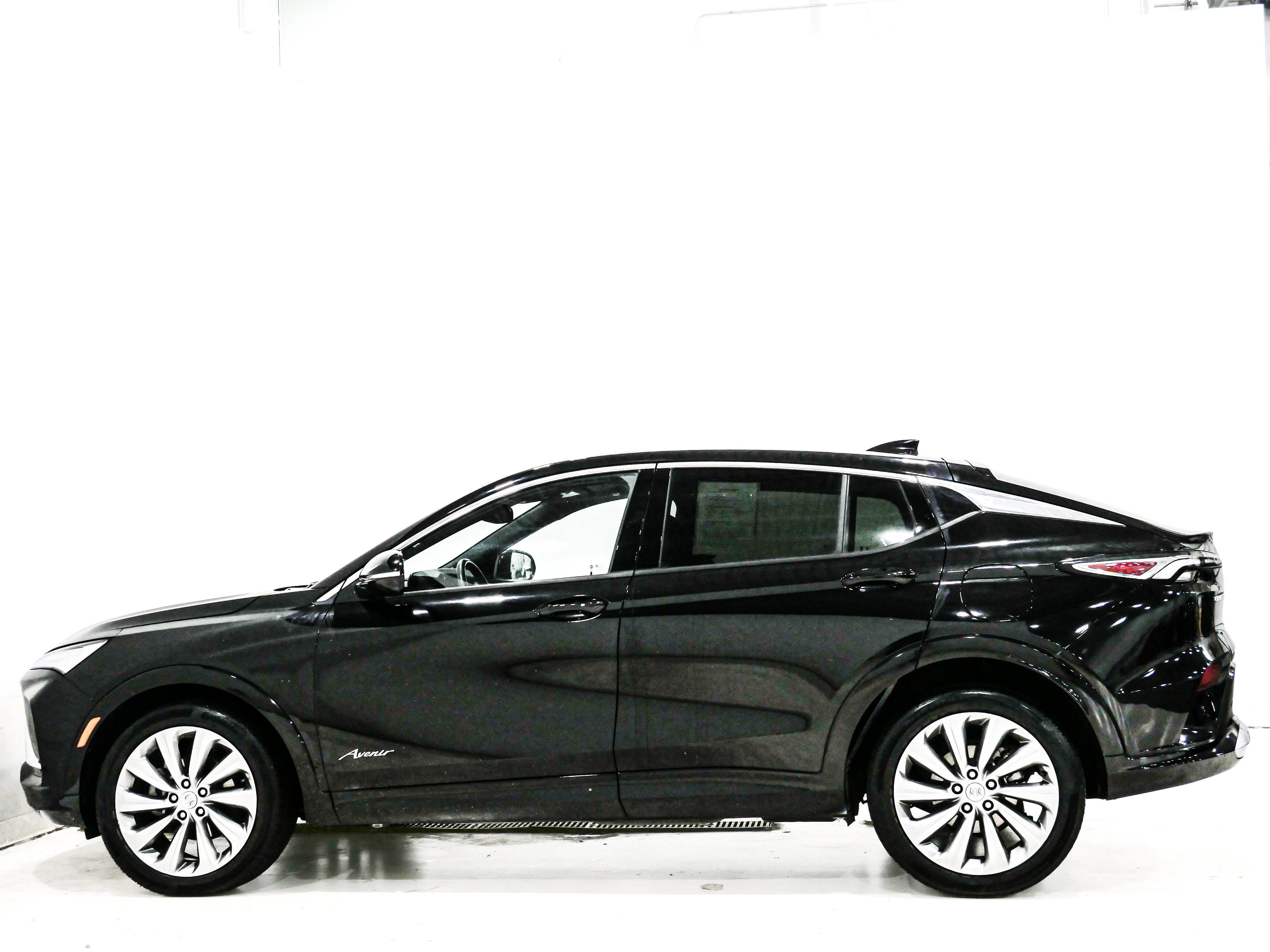 Used 2024 Buick Envista Sport Touring FWD image 6