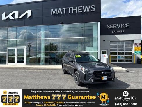 Used 2024 Subaru Outback Onyx Edition AWD/4WD image 1