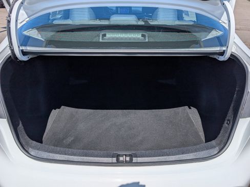 Used 2024 Toyota Corolla LE FWD image 9