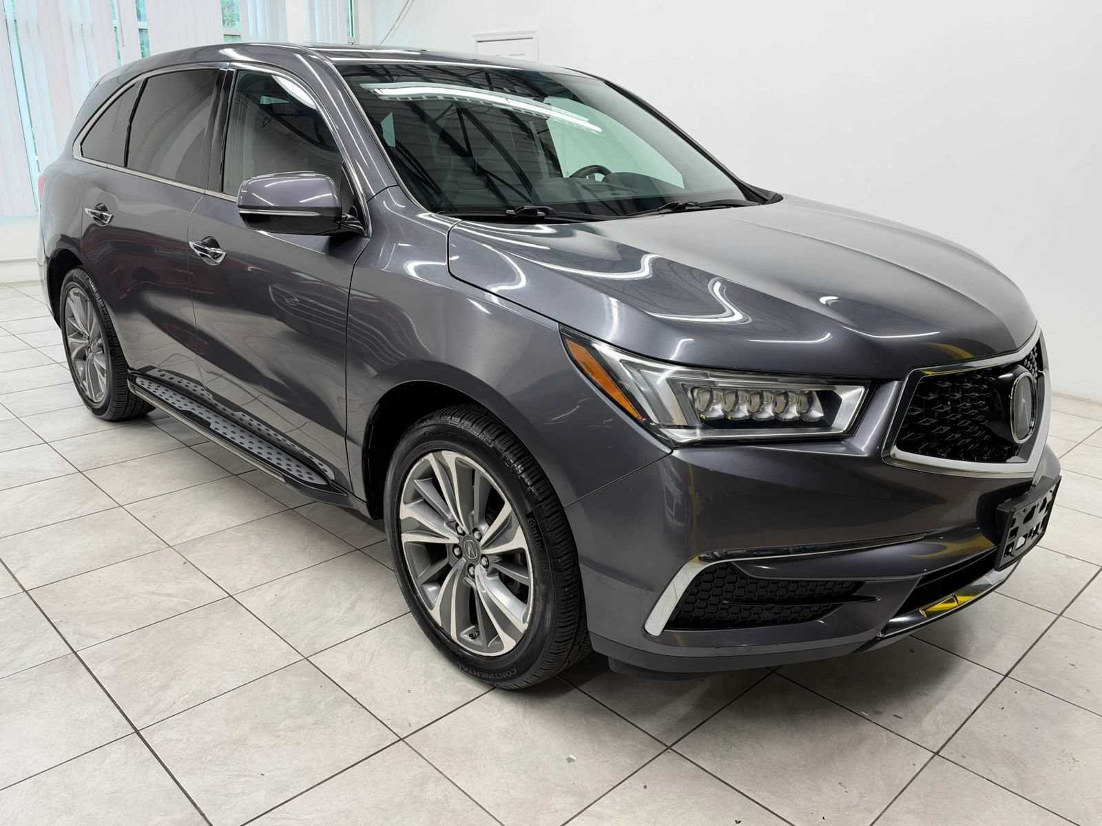 Used 2017 Acura MDX w/ Tech & Entertainment Pkg AWD/4WD image 1