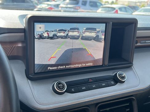 Used 2023 Ford Maverick Lariat FWD image 19