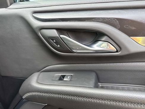 Used 2023 GMC Yukon XL Denali w/ Max Trailering Package image 18