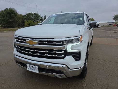 Certified 2025 Chevrolet Silverado 1500 LTZ image 1