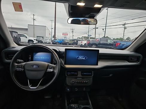 Used 2025 Ford Maverick Lobo AWD/4WD image 11