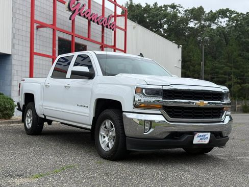 Used 2018 Chevrolet Silverado 1500 LT w/ LT Fleet Convenience Package AWD/4WD image 7