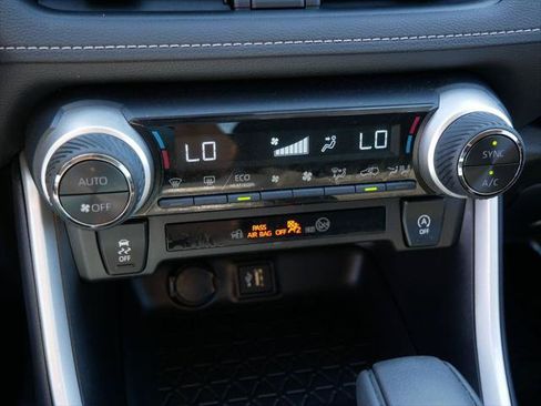 Certified 2025 Toyota RAV4 XLE AWD/4WD image 19