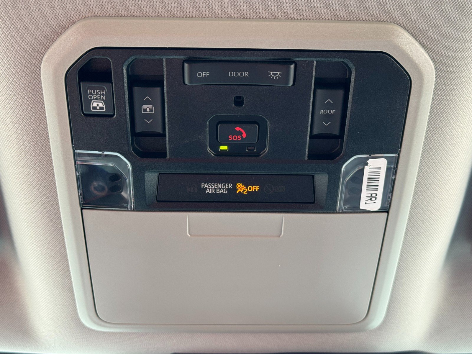 Used 2022 Toyota Tundra Limited AWD/4WD image 36