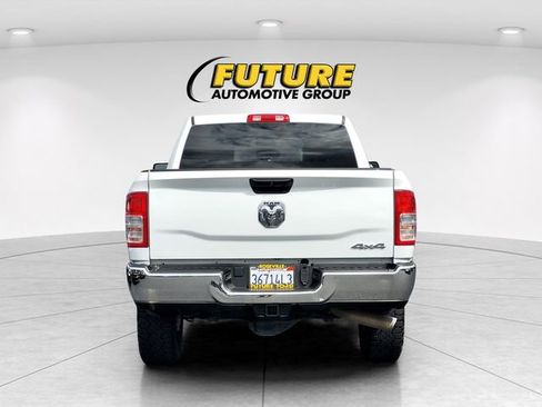 Used 2022 RAM 2500 Tradesman w/ Chrome Appearance Group AWD/4WD image 5