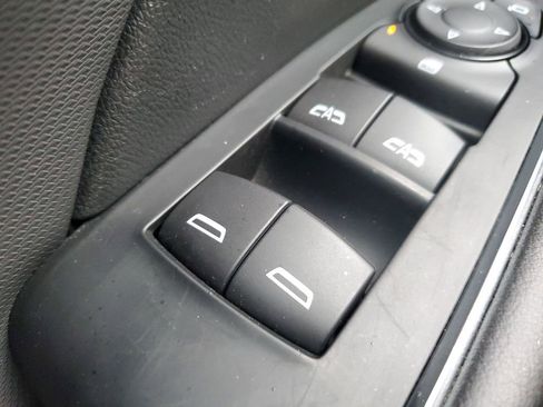 Used 2025 Buick Envision Preferred image 33