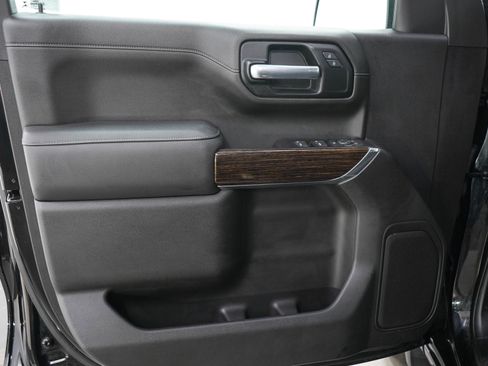 Used 2019 GMC Sierra 1500 SLE w/ SLE Value Package AWD/4WD image 21