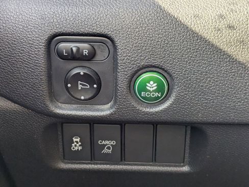 Used 2019 Honda Ridgeline Sport image 22