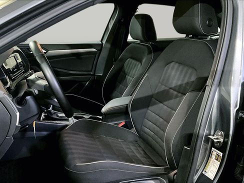 Used 2023 Volkswagen Jetta Sport FWD image 8