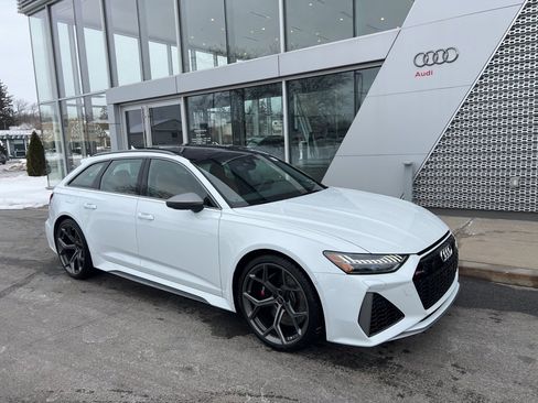 Used 2025 Audi RS 6 performance image 8