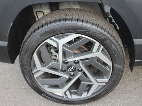 Used 2026 Hyundai Kona SEL Premium AWD/4WD image 34