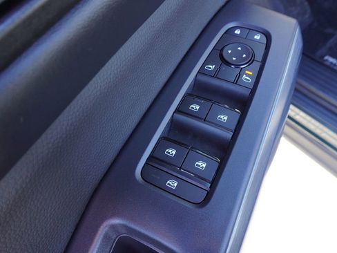 Certified 2025 Nissan Pathfinder Rock Creek image 14