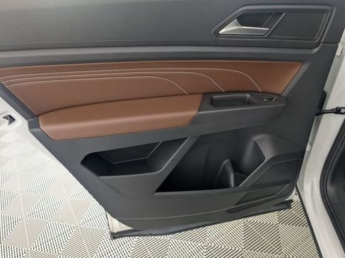 Used 2022 Volkswagen Atlas SE image 29