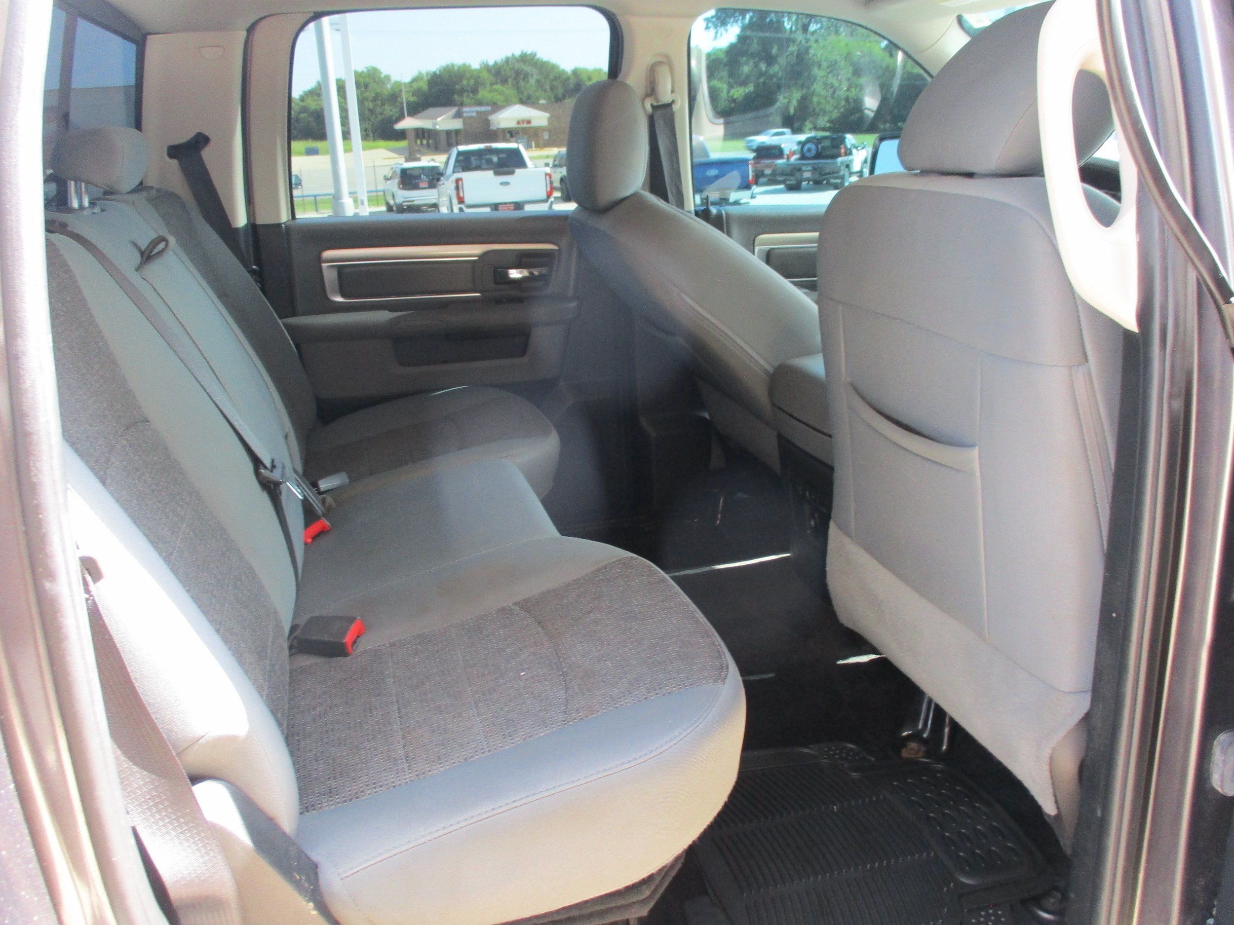 Used 2017 RAM 1500 Big Horn AWD/4WD image 9