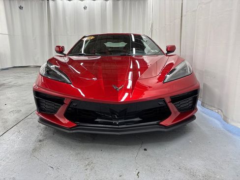 Used 2022 Chevrolet Corvette Stingray Premium Cpe w/ Z51 Performance Package RWD image 8