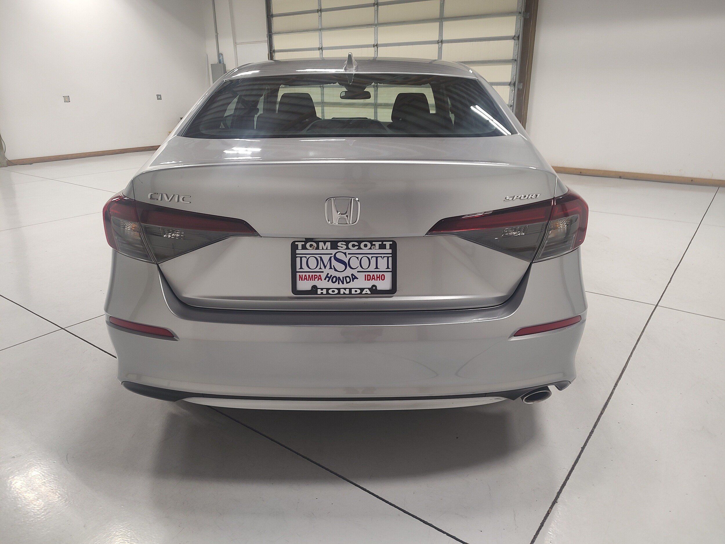 Used 2025 Honda Civic Sport image 13