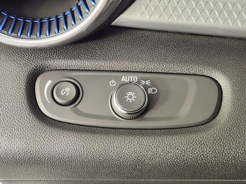 New 2026 Chevrolet Trax LT w/ Driver Confidence Package image 28