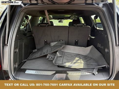 Used 2024 GMC Yukon XL Denali image 35