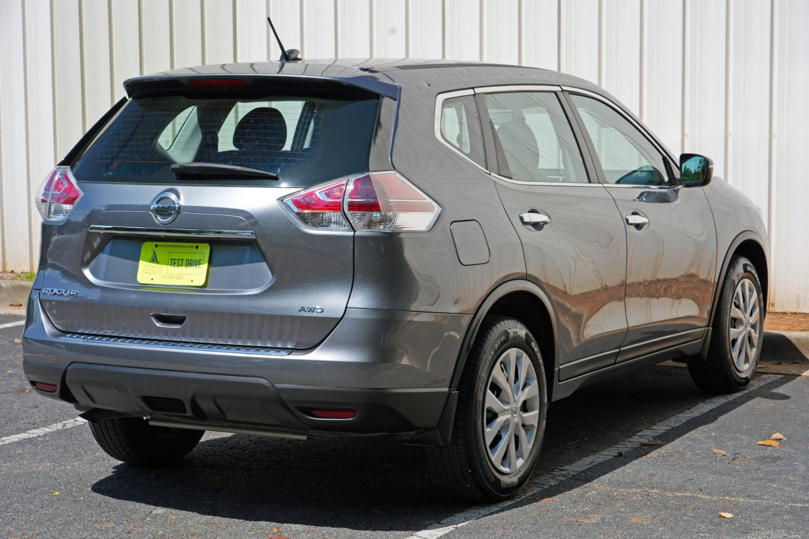 Used 2015 Nissan Rogue S AWD/4WD image 45