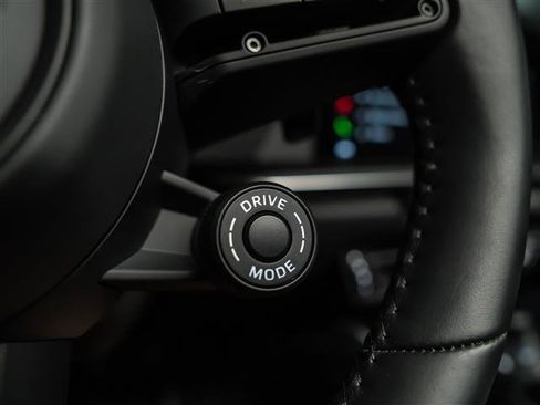 Certified 2025 Porsche 911 Turbo AWD/4WD image 19