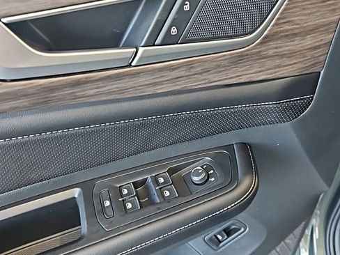 New 2026 Volkswagen Atlas SEL image 28