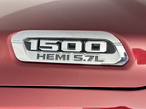 Used 2019 RAM 1500 Big Horn AWD/4WD image 28