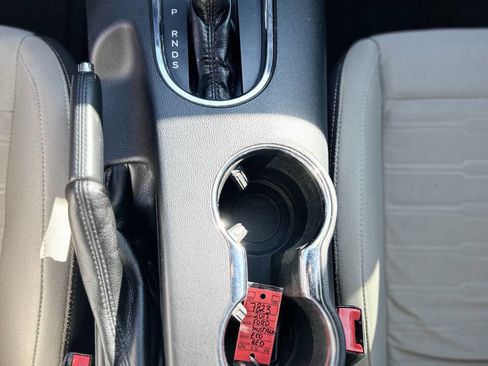 Used 2017 Ford Mustang Coupe image 21