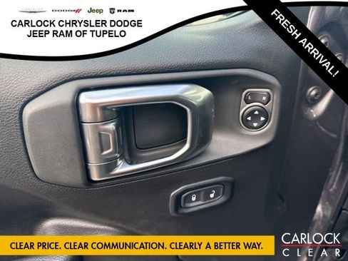 Used 2025 Jeep Wrangler Unlimited Rubicon 4xe w/ Convenience Group image 11