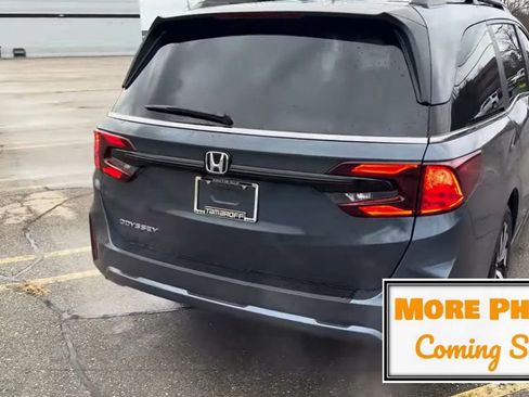 Used 2025 Honda Odyssey EX-L image 5