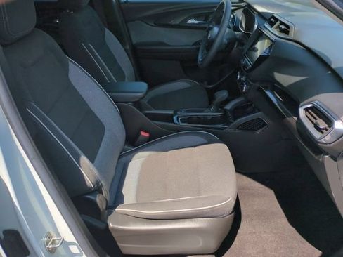 Certified 2022 Chevrolet TrailBlazer LT w/ Convenience Package AWD/4WD image 33