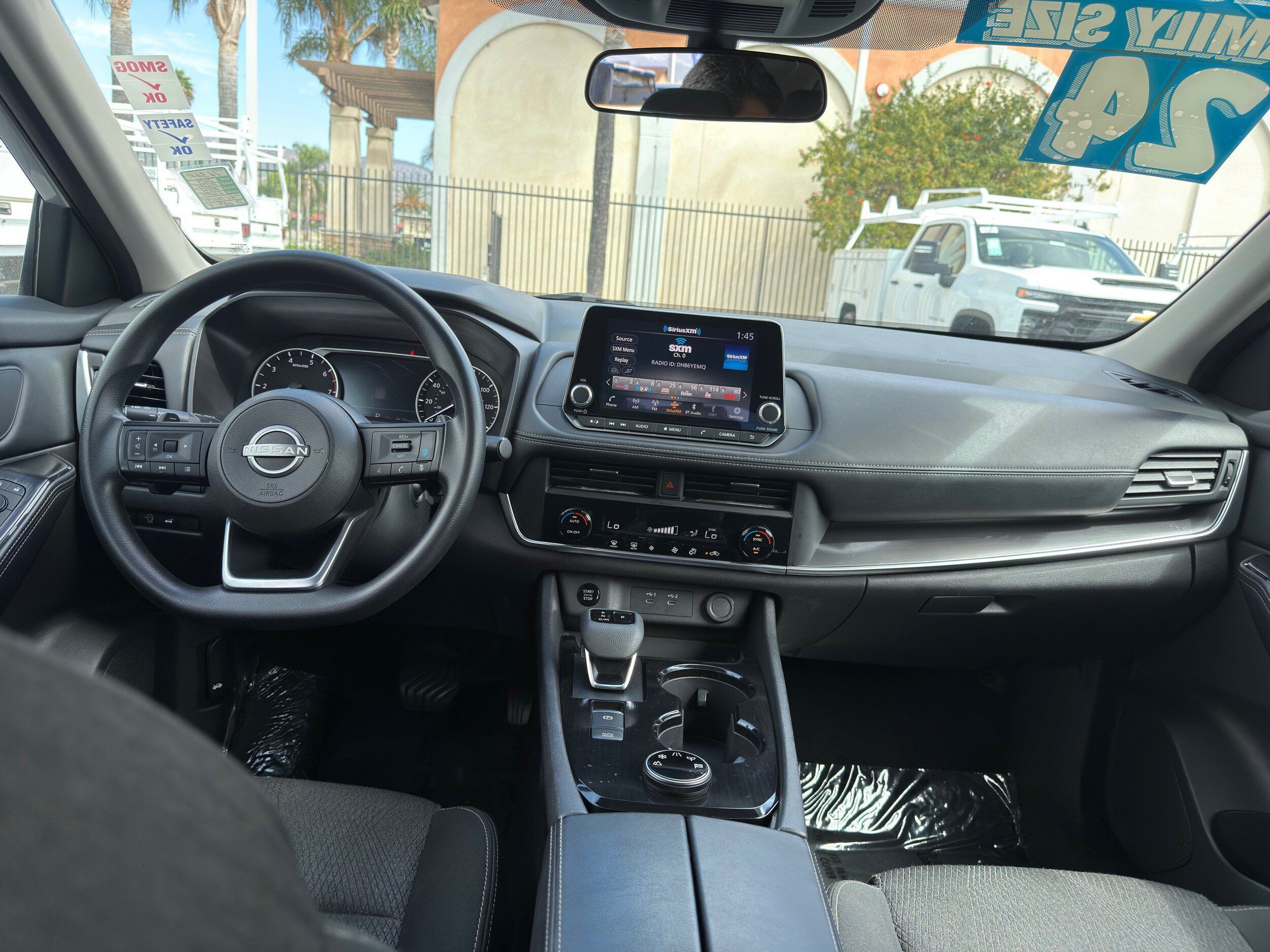 Used 2024 Nissan Rogue SV AWD/4WD image 20