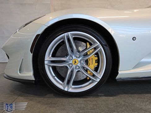 Used 2021 Ferrari 812 GTS RWD image 43