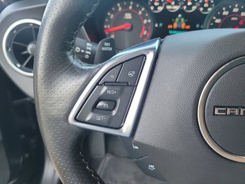 Used 2017 Chevrolet Camaro SS RWD image 16