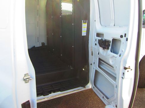 Used 2021 Chevrolet Express 2500 Extended w/ Driver Convenience Package image 5