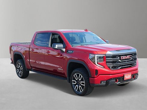Used 2024 GMC Sierra 1500 AT4 w/ Technology Package AWD/4WD image 2