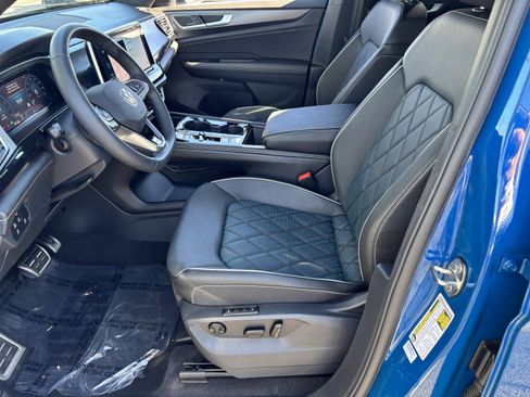 Certified 2025 Volkswagen Atlas Cross Sport SEL Premium R-Line image 17