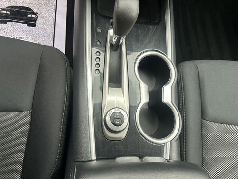 Used 2018 Nissan Pathfinder S image 20