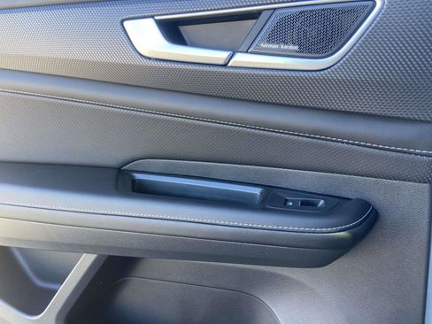 New 2026 Volkswagen Atlas Cross Sport SEL Premium R-Line image 16