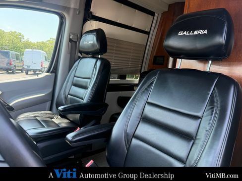 Used 2017 Mercedes-Benz Sprinter 3500 image 19