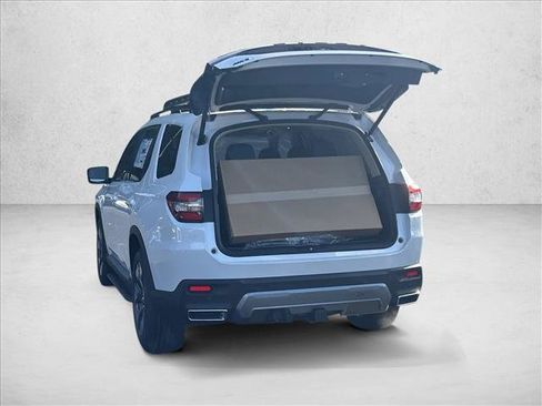 New 2026 Honda Pilot Elite image 9