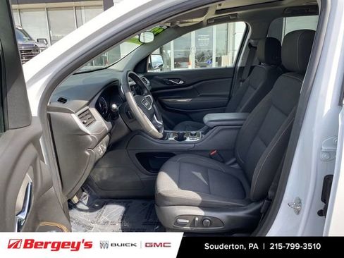 Certified 2023 GMC Acadia SLE w/ Driver Convenience Package AWD/4WD image 23