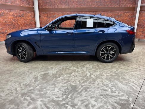 Certified 2023 BMW X4 M40i image 2
