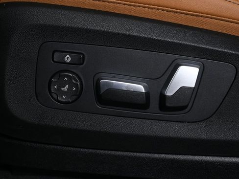 New 2026 BMW X5 xDrive40i w/ M Sport Package image 27